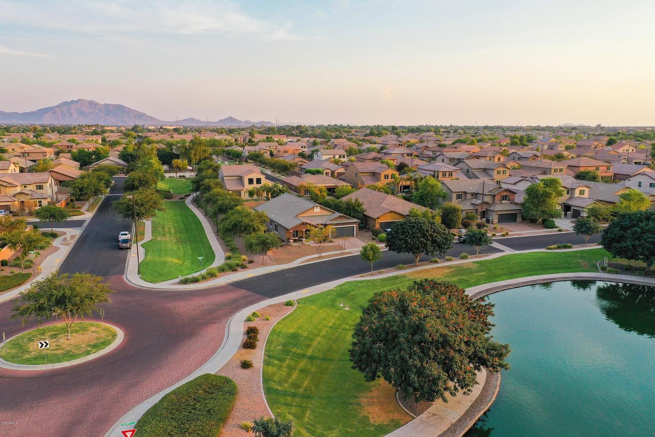 3077 E Melrose St., Gilbert, AZ 85297