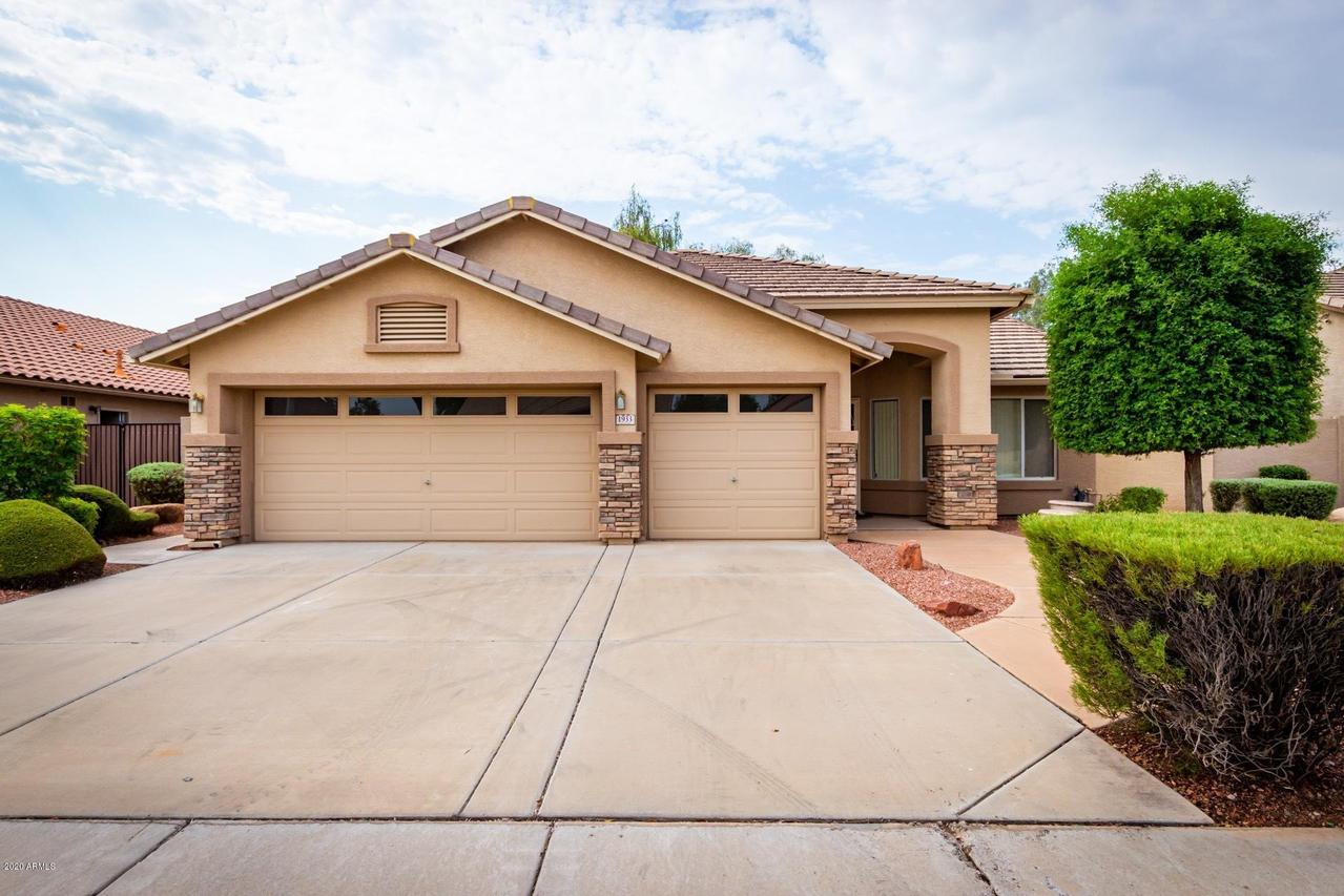 1933 E Shannon St., Chandler, AZ 85225