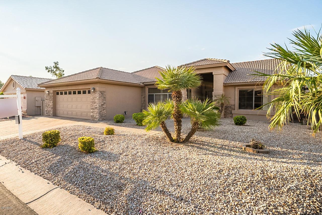 10108 E Copper Dr., Sun Lakes, AZ 85248