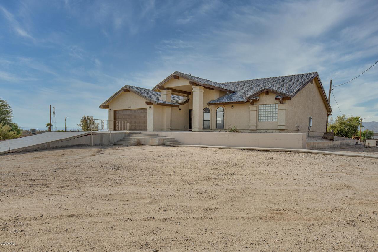 213 E Elm Ln., Avondale, AZ 85323