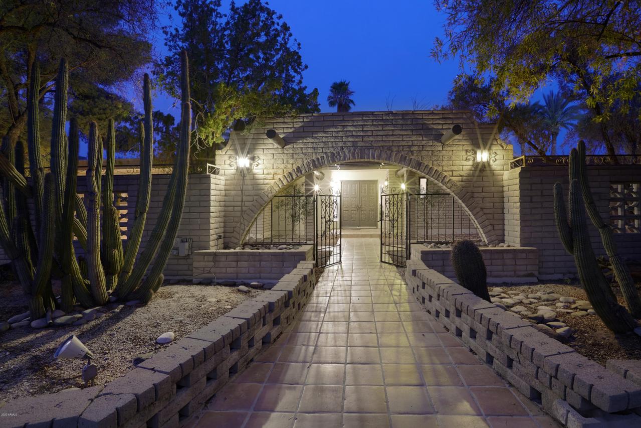 7024 E Leisure Ln., Carefree, AZ 85377