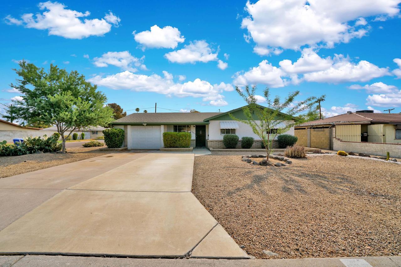 7025 N 22nd Dr., Phoenix, AZ 85021
