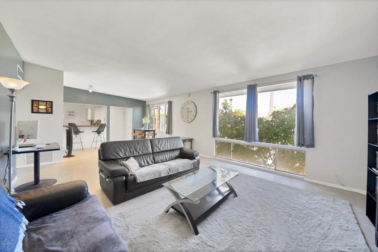 102 W Maryland Ave. #D2, Phoenix, AZ 85013