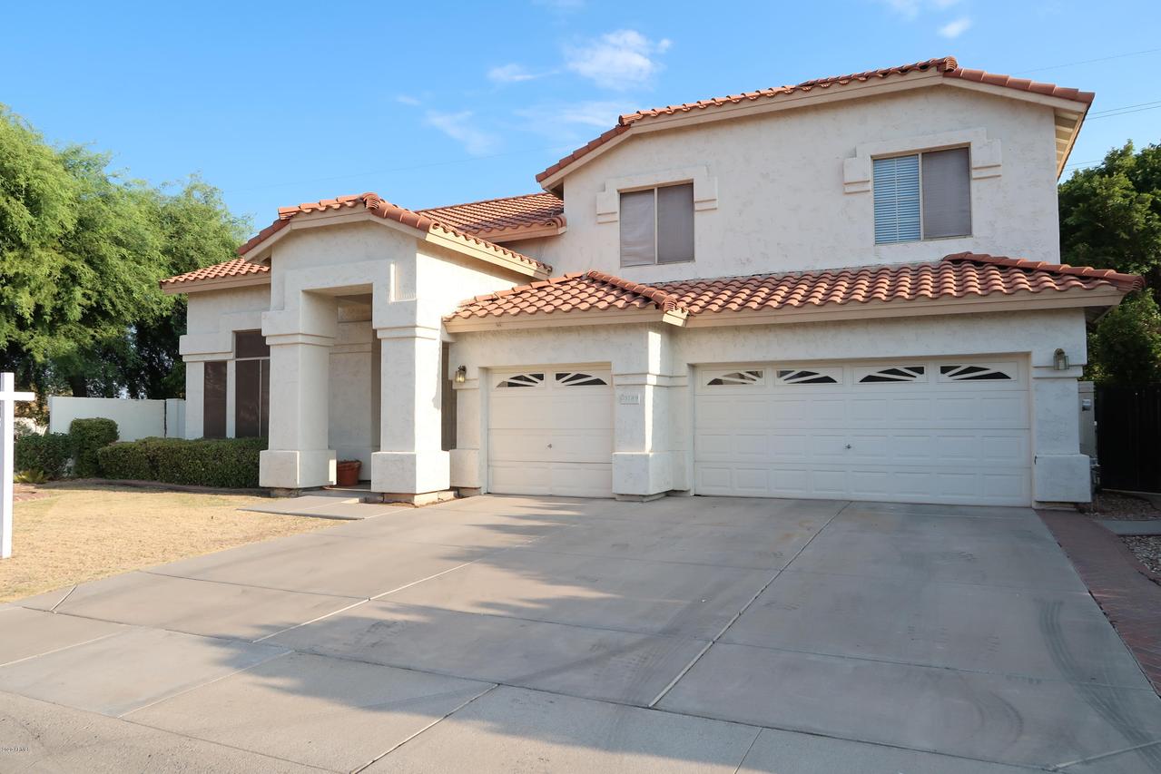 5789 W Wethersfield Dr., Glendale, AZ 85304