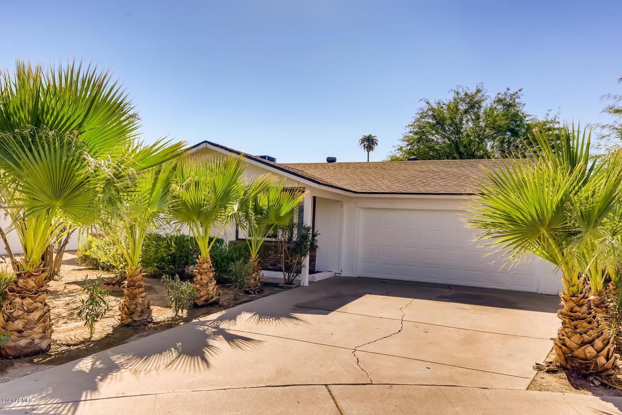 1022 N 60th Ave., Phoenix, AZ 85043