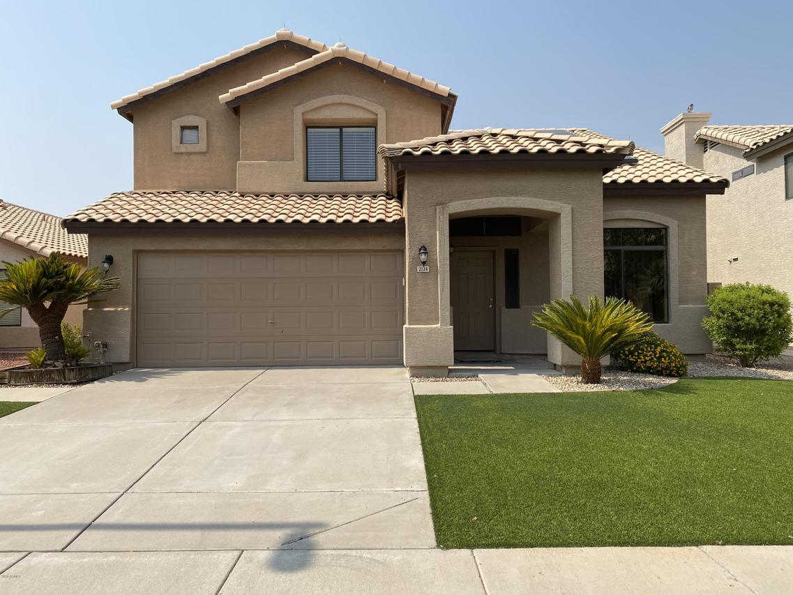 2124 E Daley Ln., Phoenix, AZ 85024