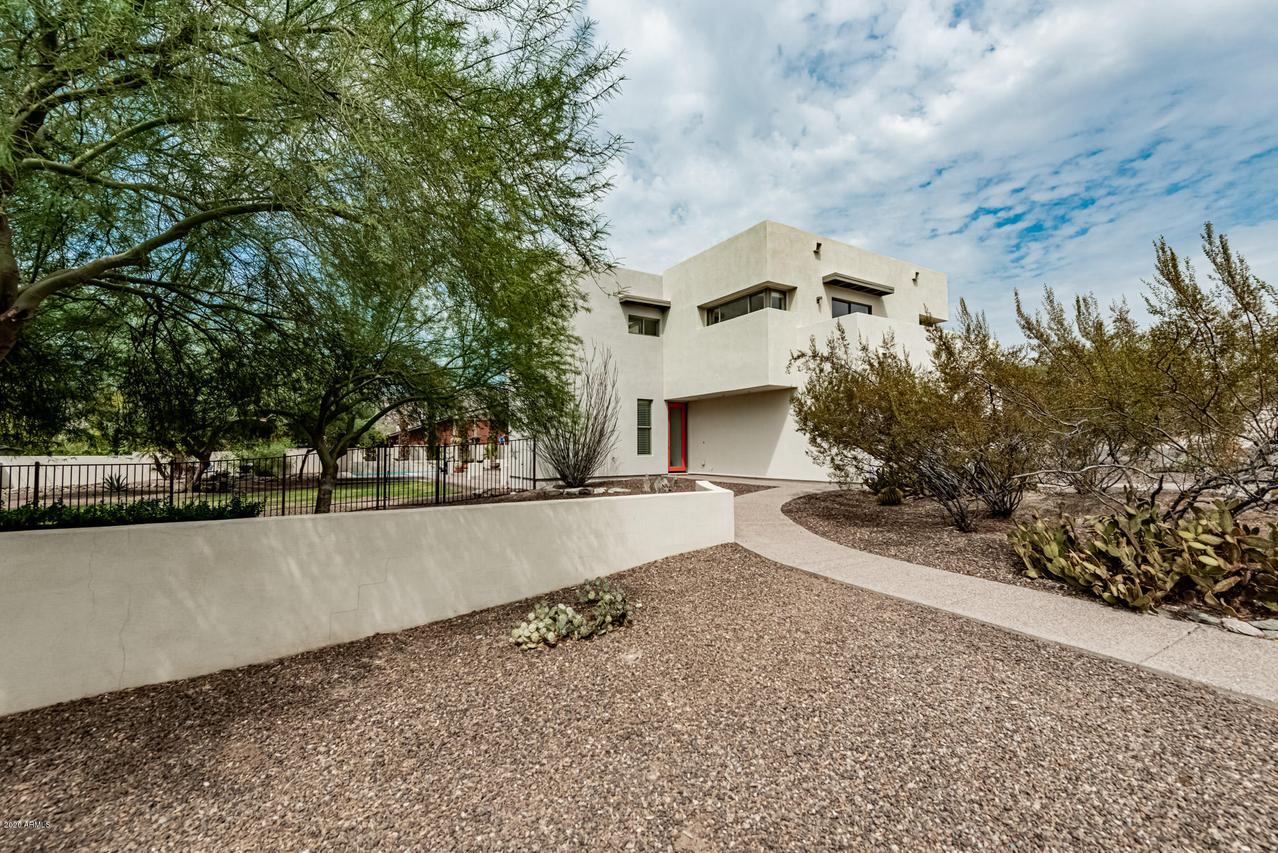 1545 E Sierra St., Phoenix, AZ 85020