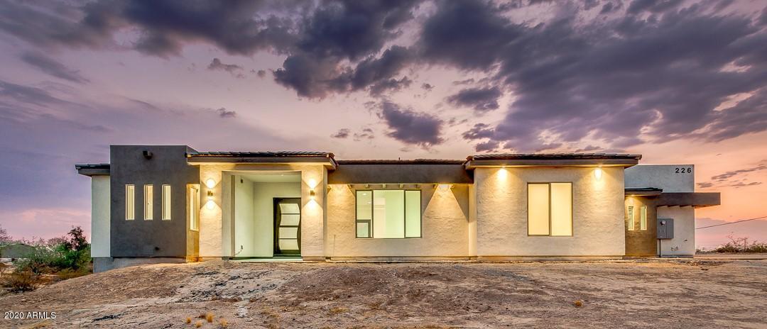 226 N 354th Ave., Tonopah, AZ 85354