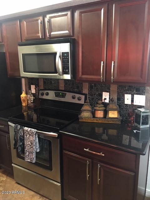 4554 E Paradise Village Pkwy. #112, Phoenix, AZ 85032