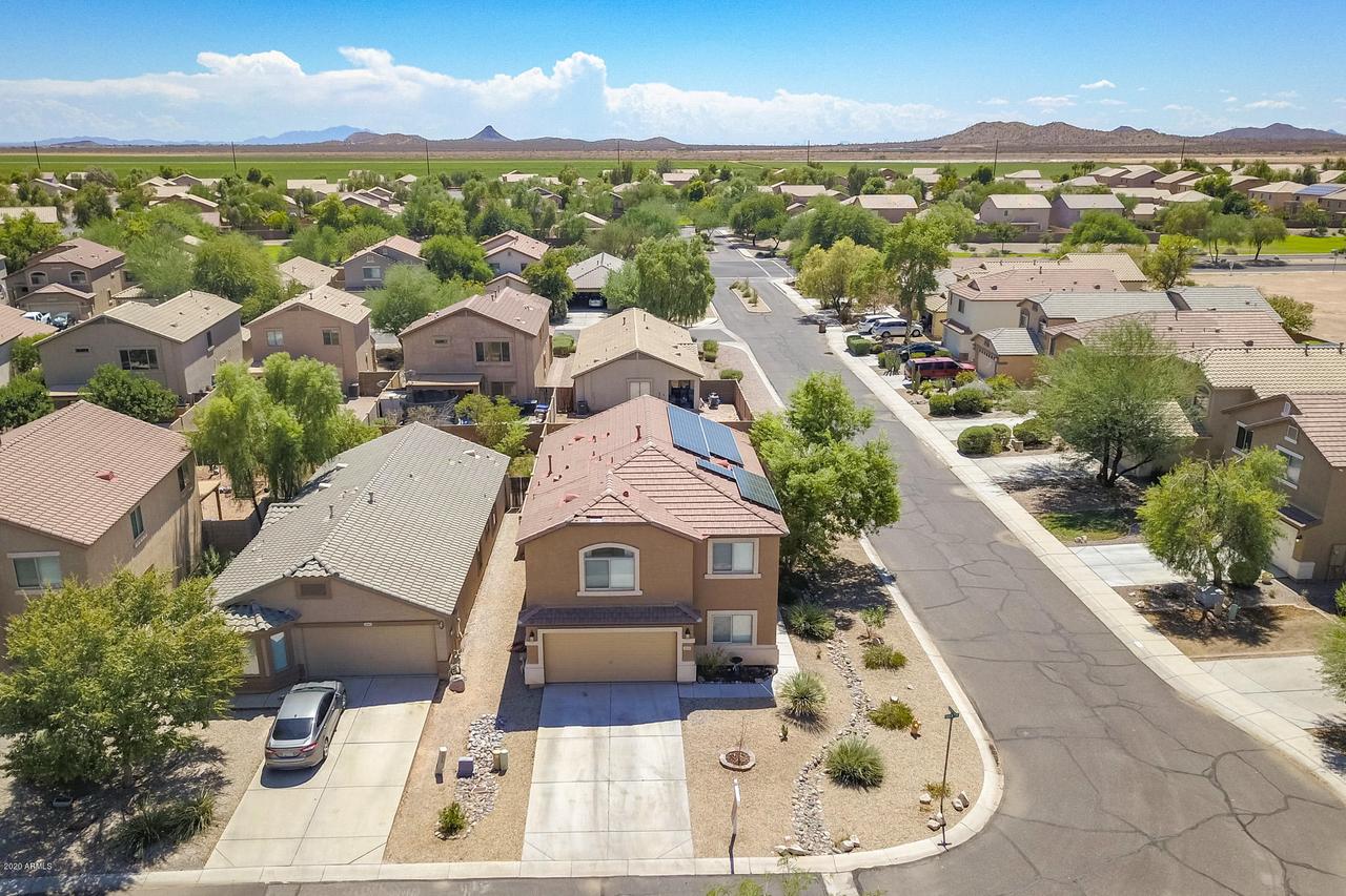 3853 E Rock Dr., San Tan Valley, AZ 85143