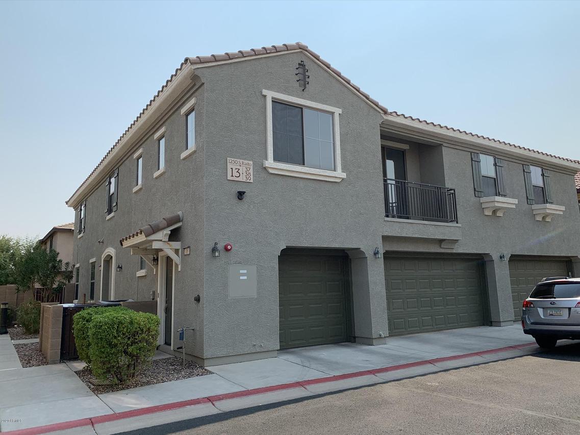 1250 S Rialto #38, Mesa, AZ 85209