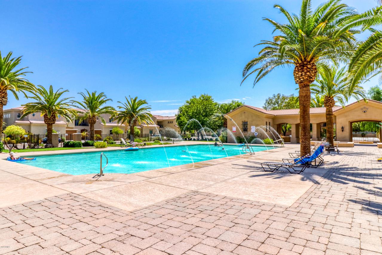 1367 S Country Club Dr. #1108, Mesa, AZ 85210