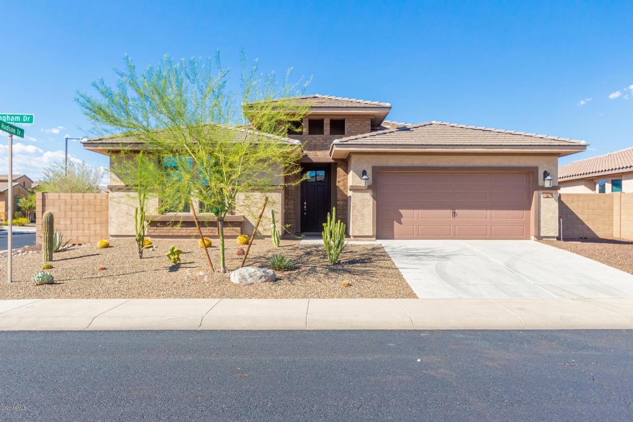 3824 W Bingham Dr., New River, AZ 85087