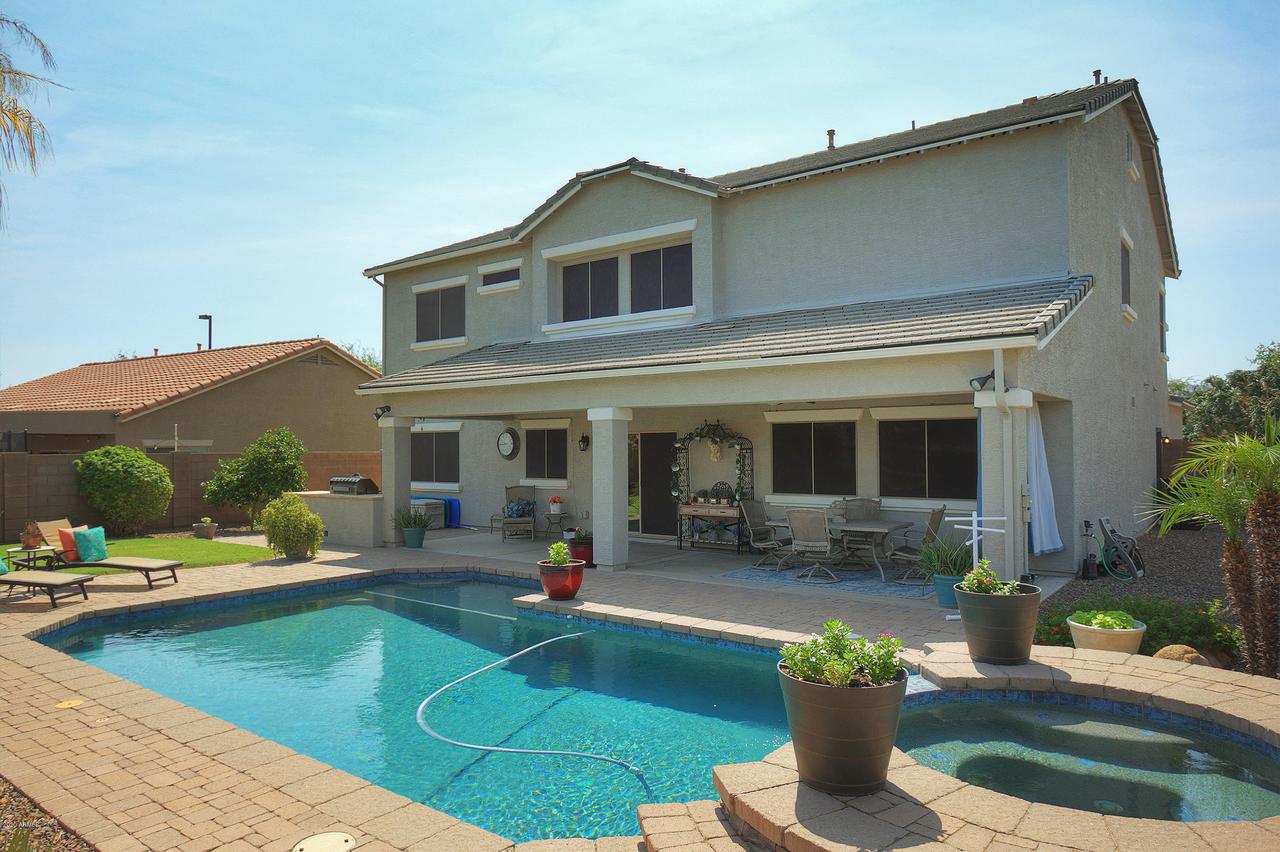 2812 E Crescent Way, Gilbert, AZ 85298