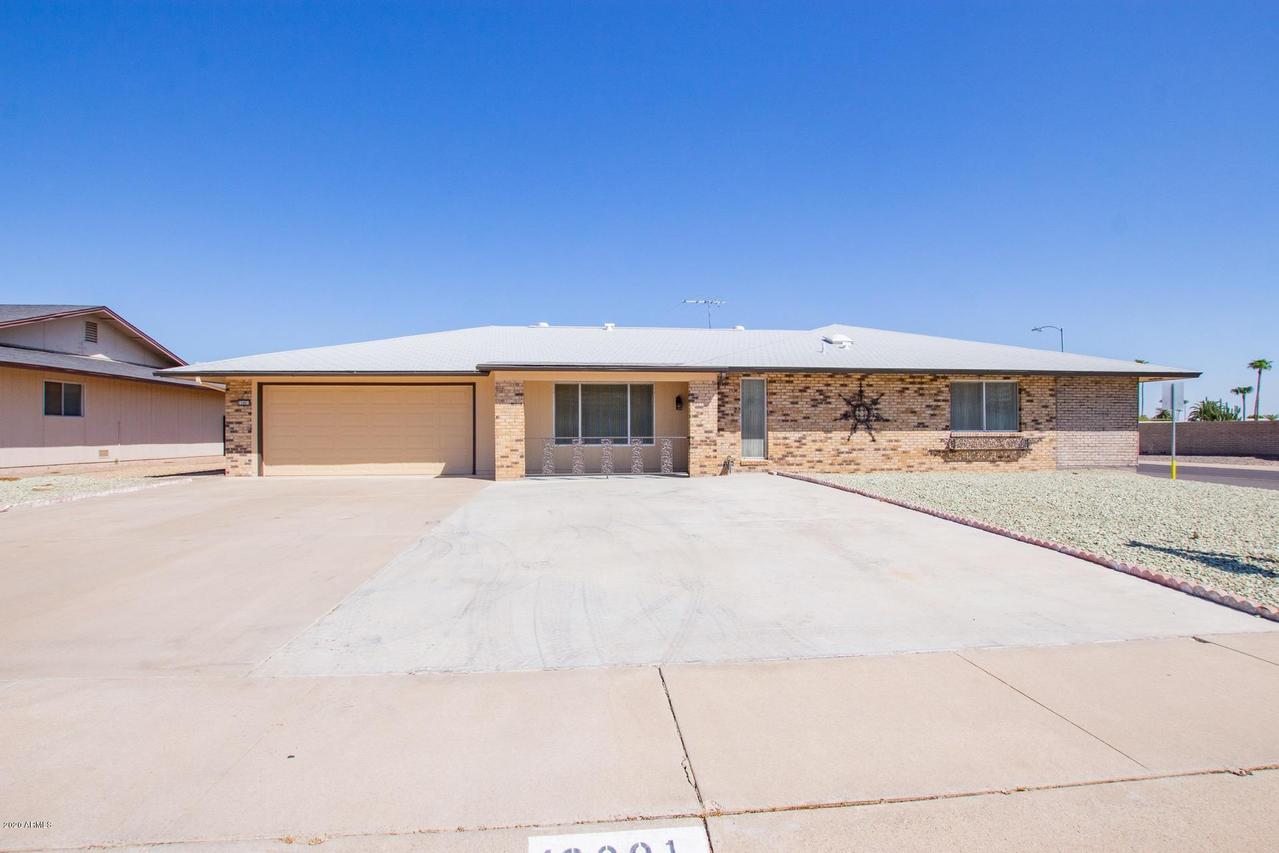 19801 N 99th Dr., Sun City, AZ 85373