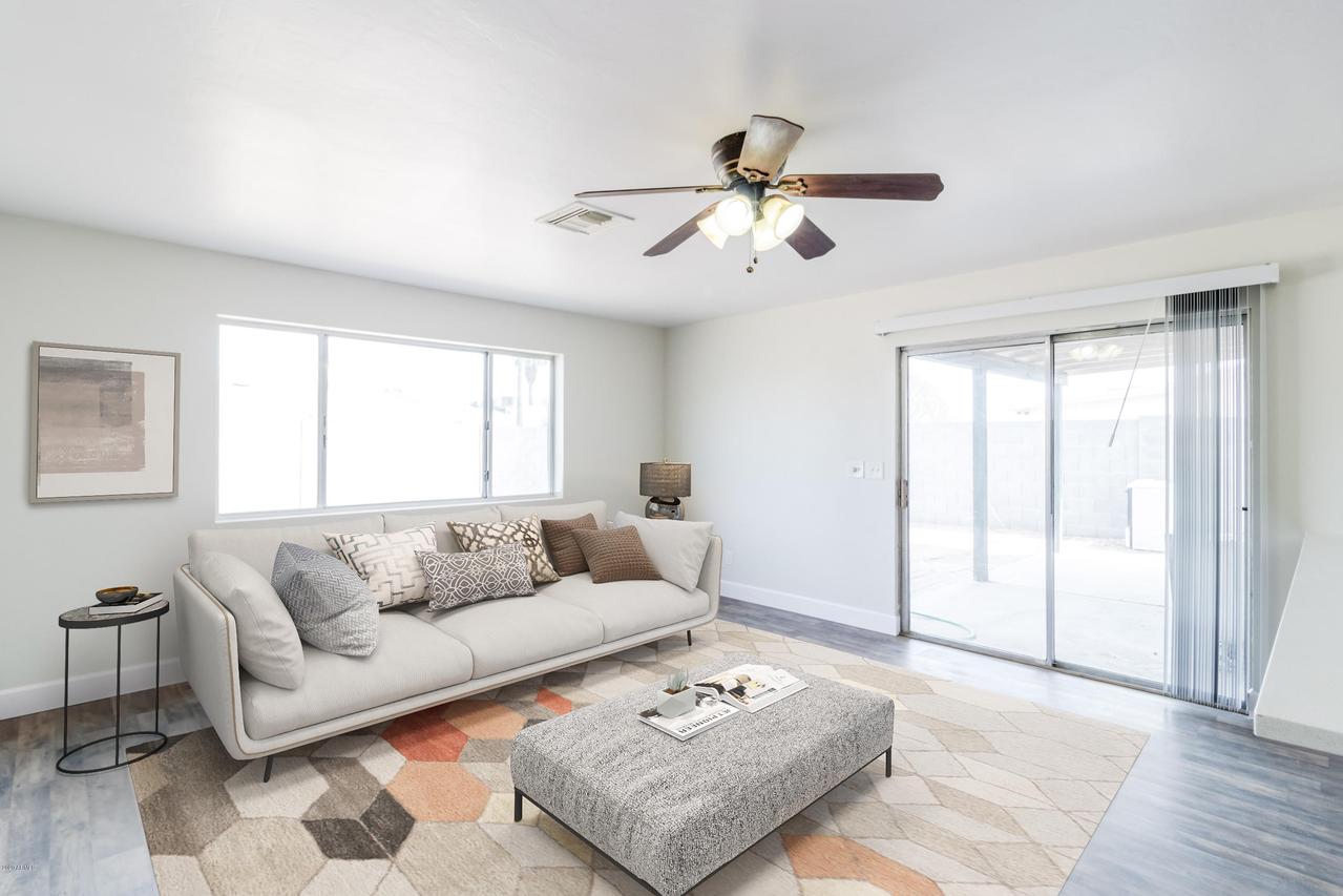 814 W Oxford Dr., Tempe, AZ 85283