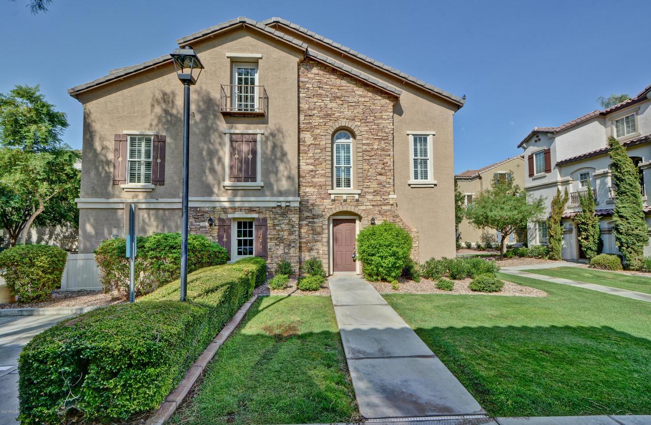 5732 S 21st Ter., Phoenix, AZ 85040