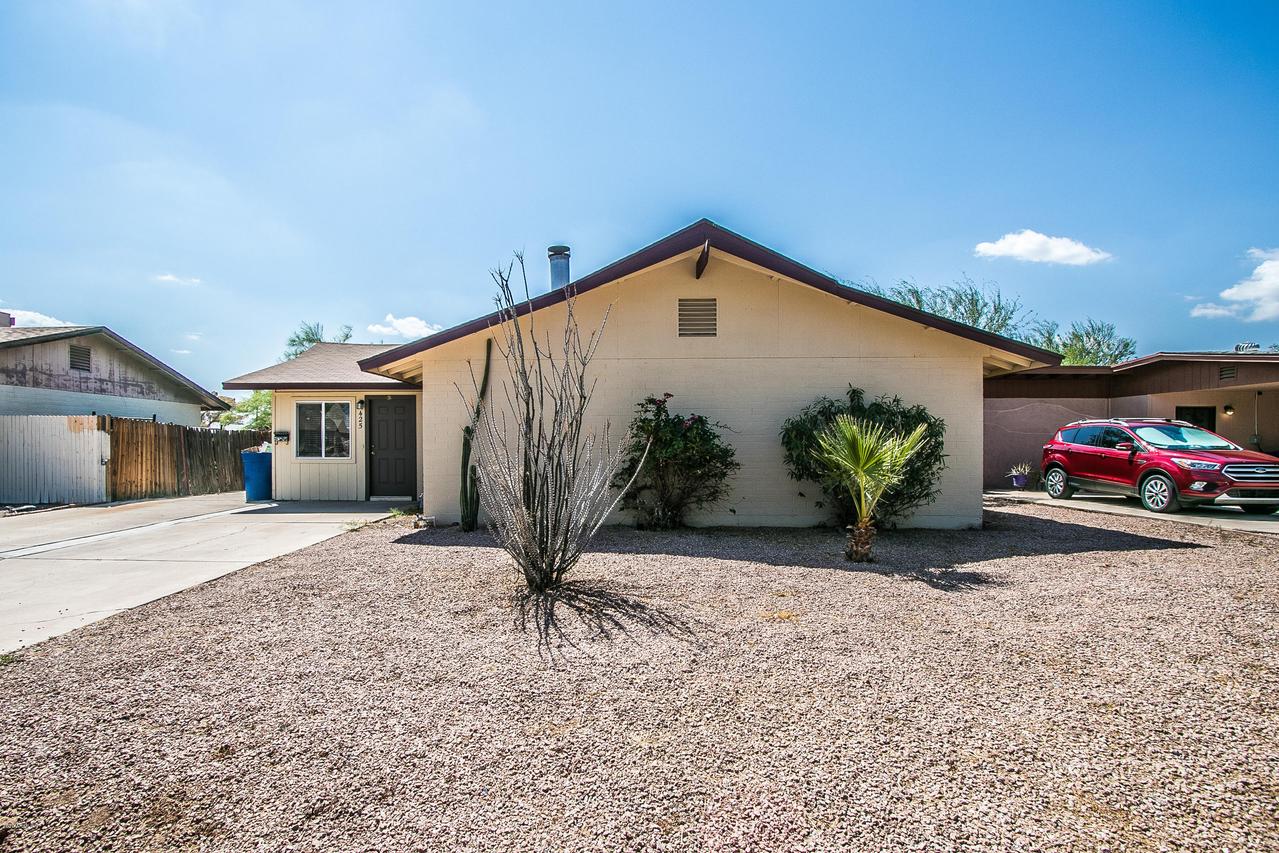 425 W Hermosa Dr., Tempe, AZ 85282