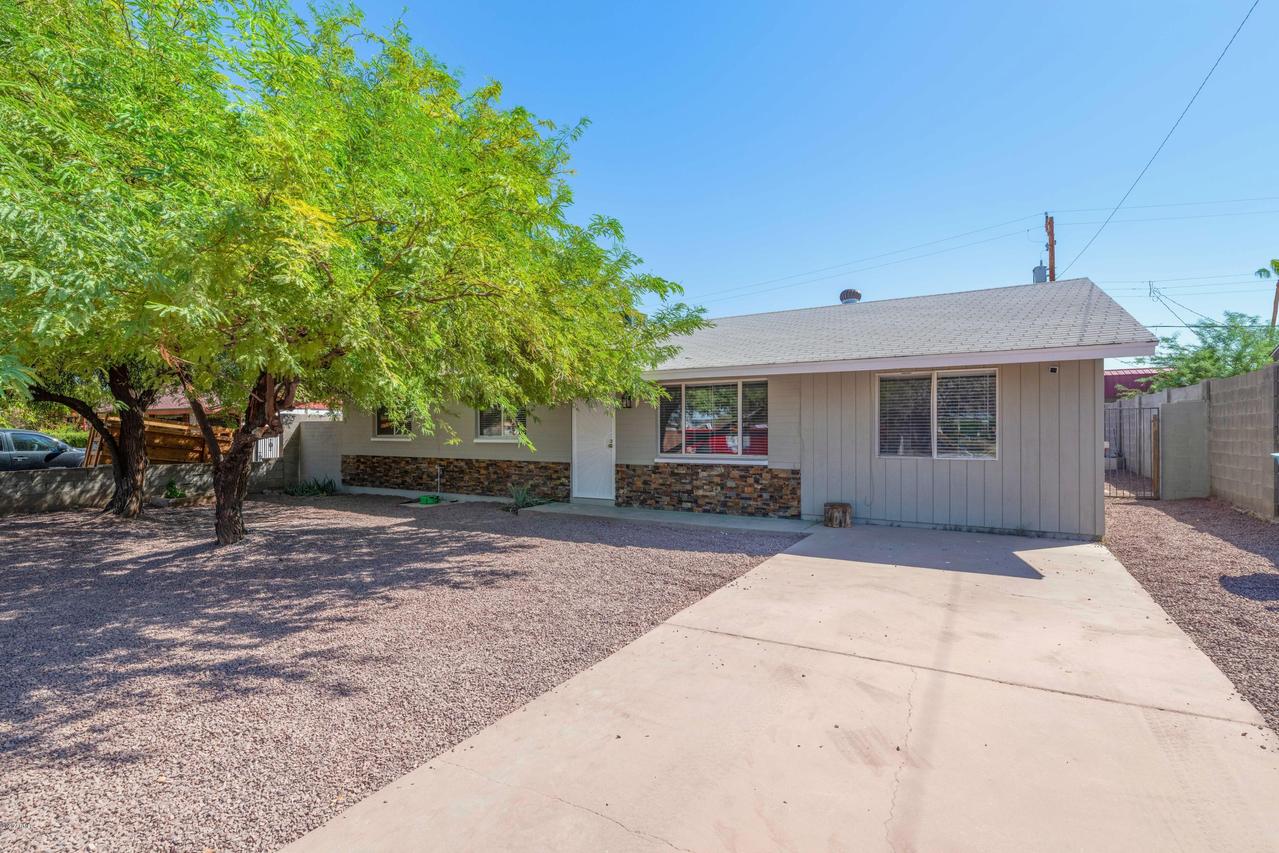 7811 S 1st Dr., Phoenix, AZ 85041