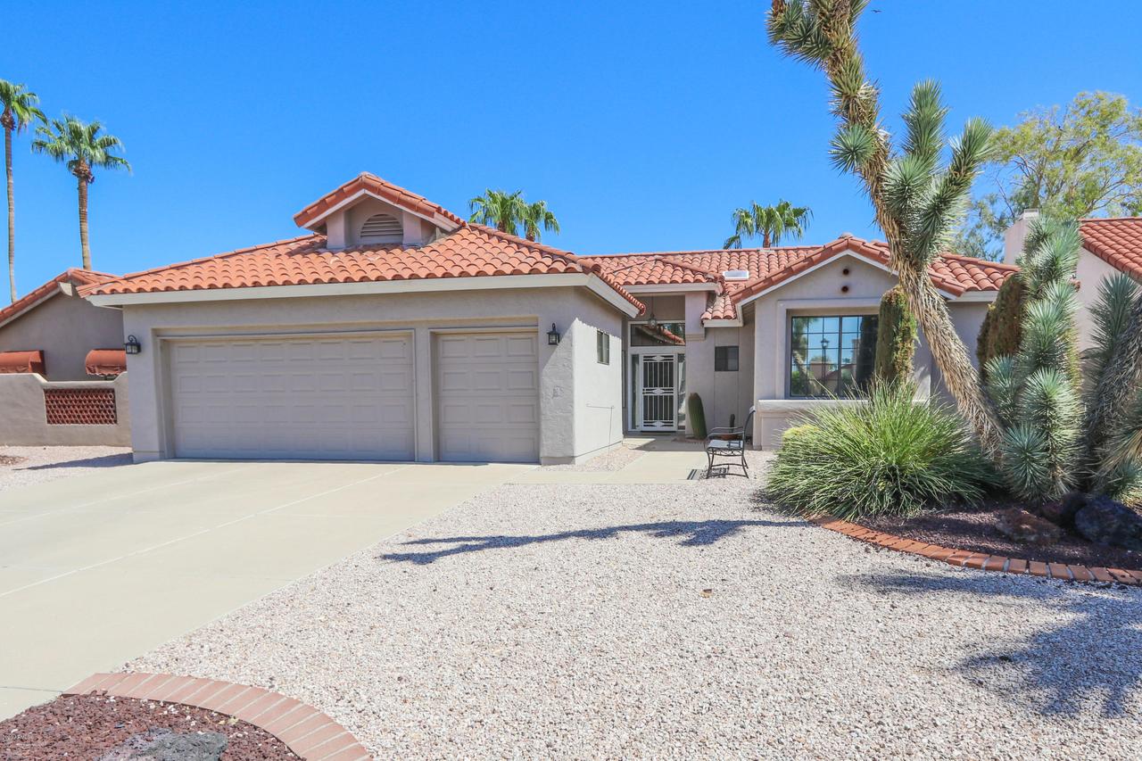 25237 S Hollygreen Dr., Sun Lakes, AZ 85248
