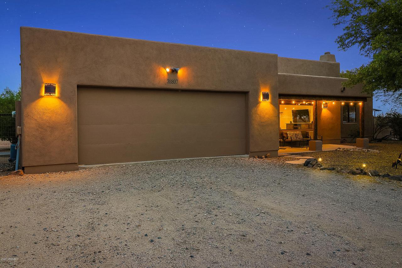 38807 N 15th Ave., Phoenix, AZ 85086