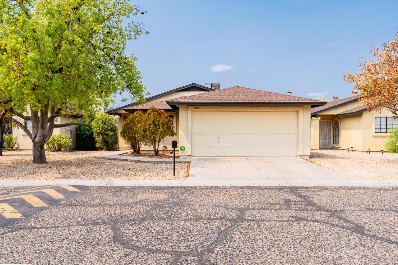 6616 N 48th Dr., Glendale, AZ 85301