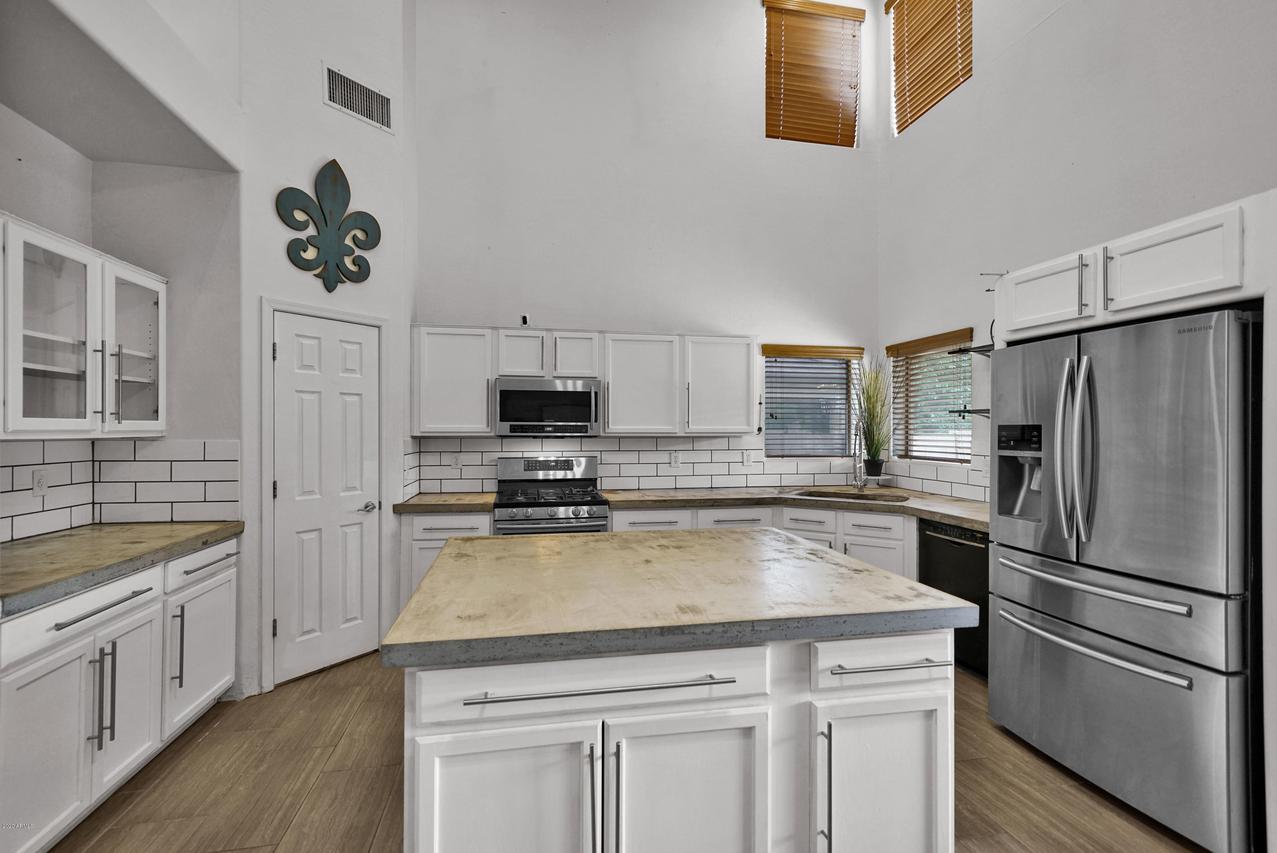 15482 N 180th Ct., Surprise, AZ 85388