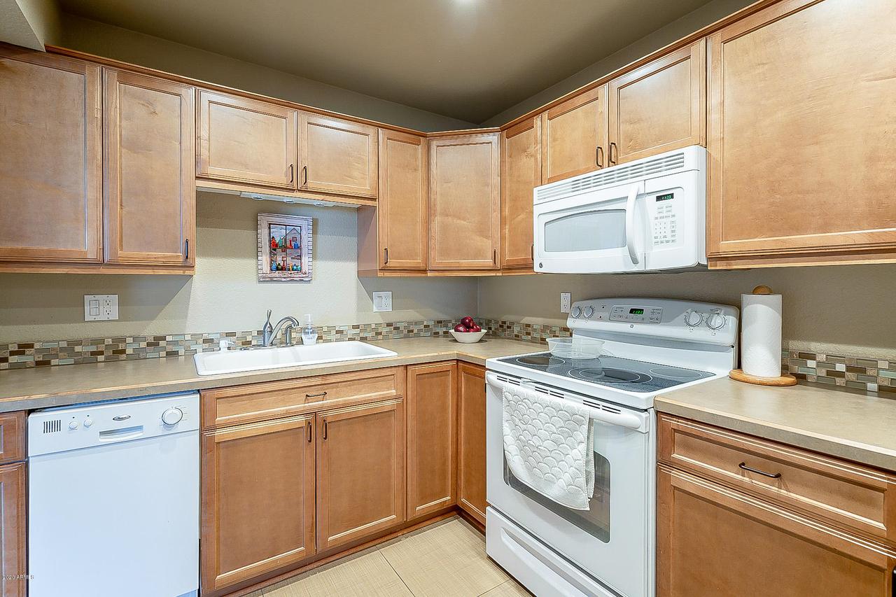 425 S Parkcrest St. #327, Mesa, AZ 85206