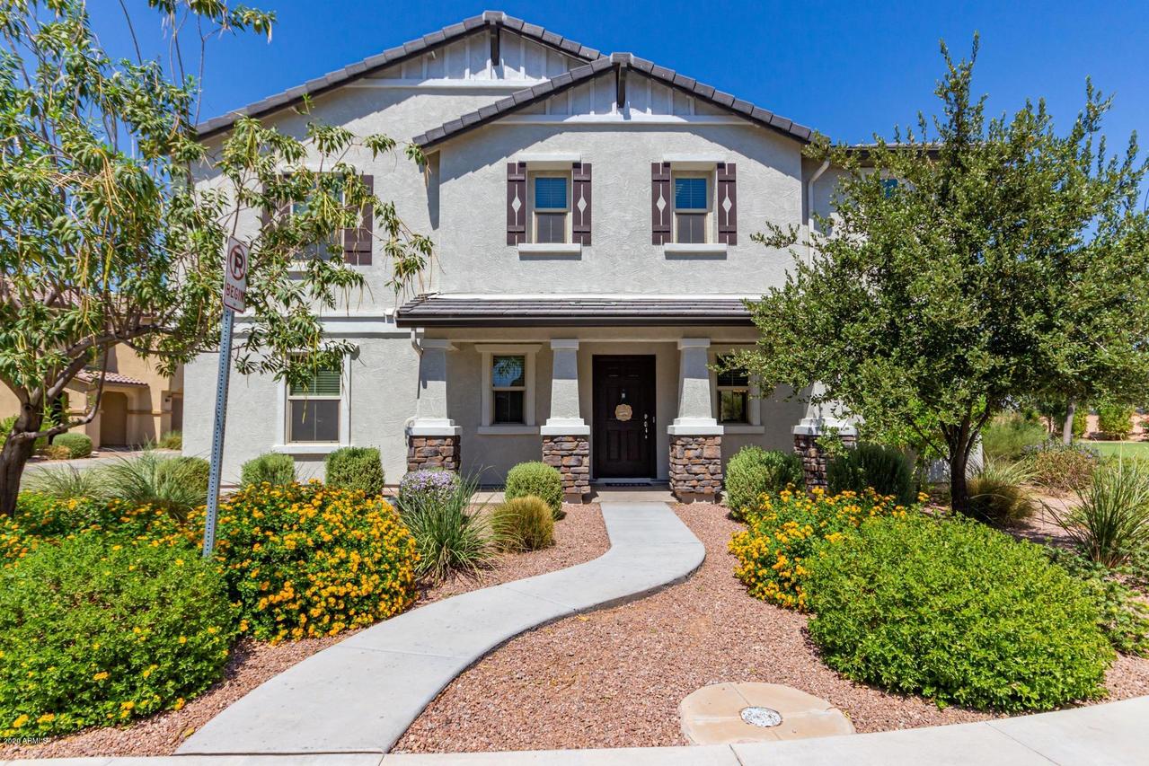 6860 E Posada Cir., Mesa, AZ 85212