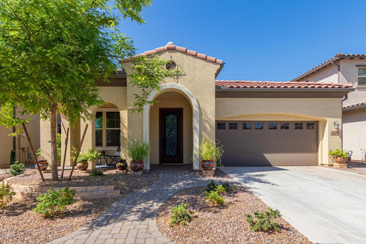 122 N Bay Dr., Gilbert, AZ 85233