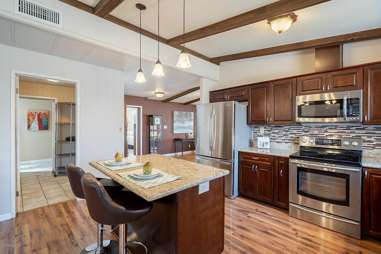 16201 N 35th Pl., Phoenix, AZ 85032