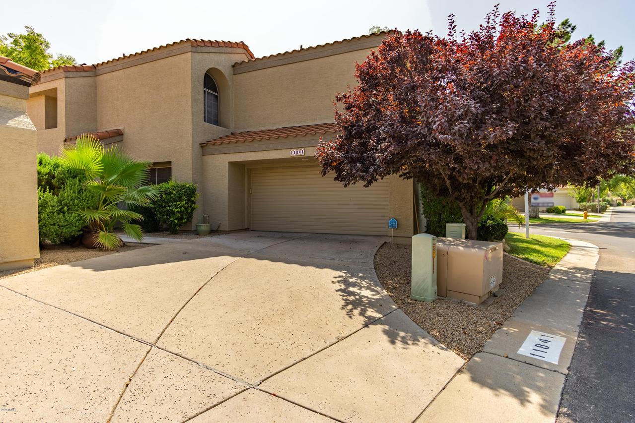 11841 N 40th Way, Phoenix, AZ 85028