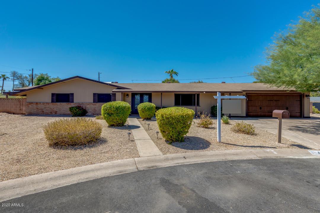 4220 E Becker Ln., Phoenix, AZ 85028