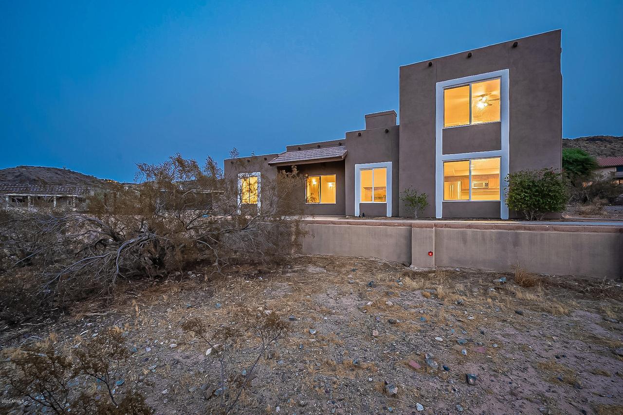 4415 W Elliot Rd., Laveen, AZ 85339