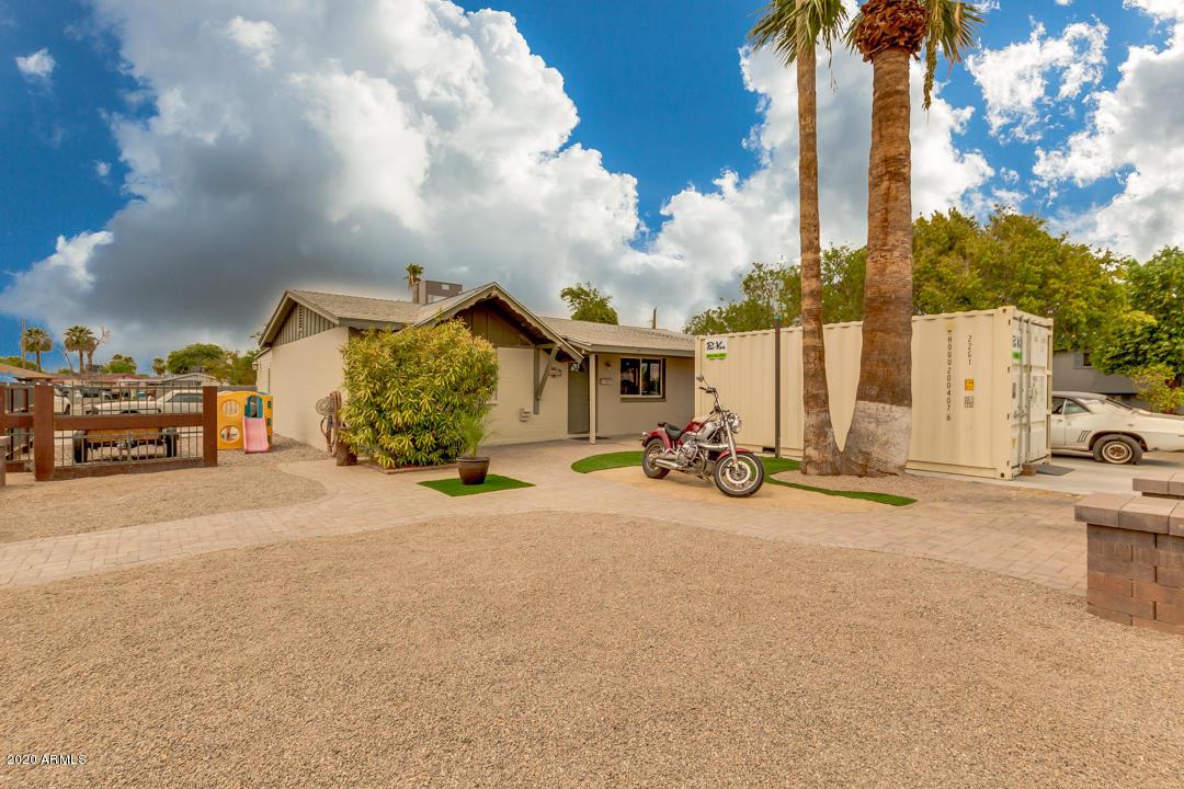2112 N 49th Ave., Phoenix, AZ 85035