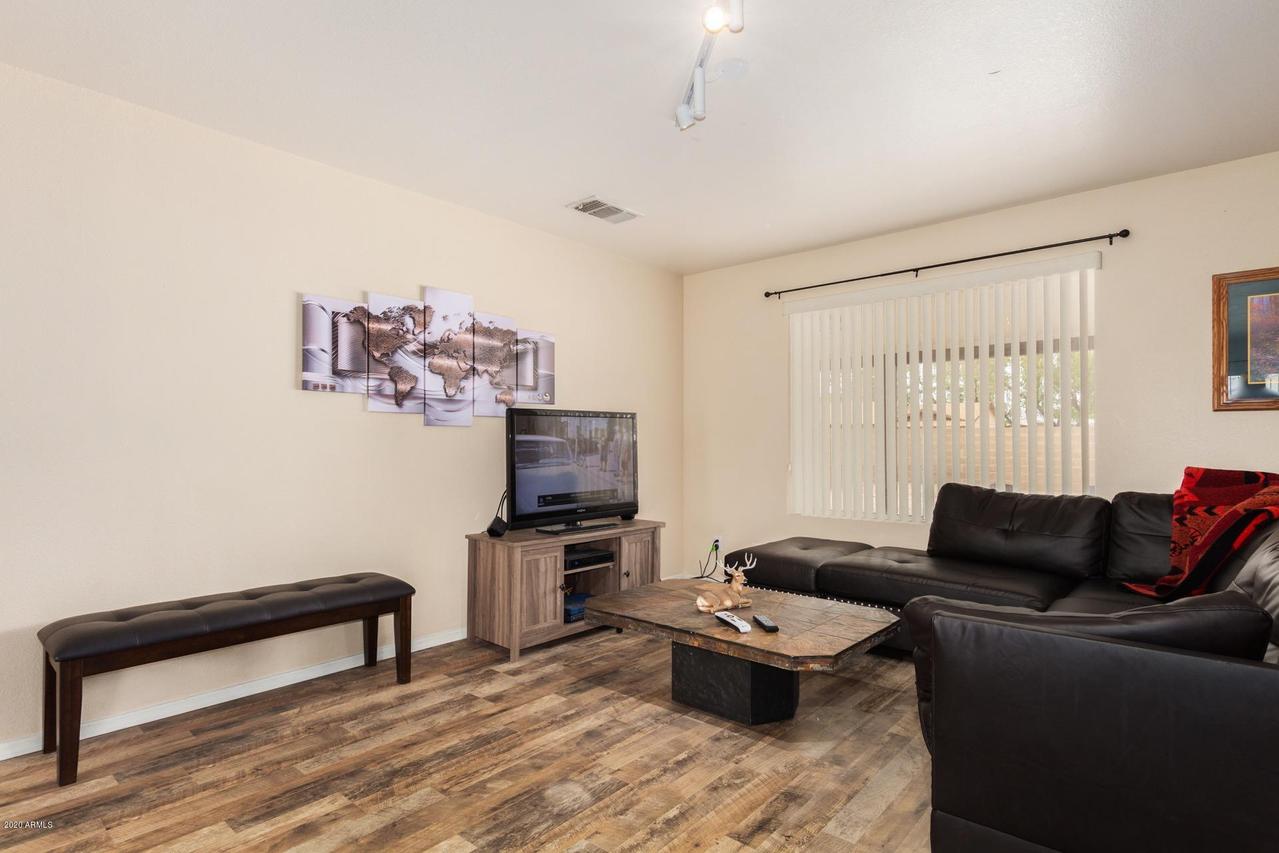 1484 W 13th Ave., Apache Junction, AZ 85120