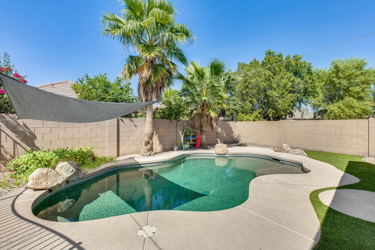 14874 W Laurel Ln., Surprise, AZ 85379