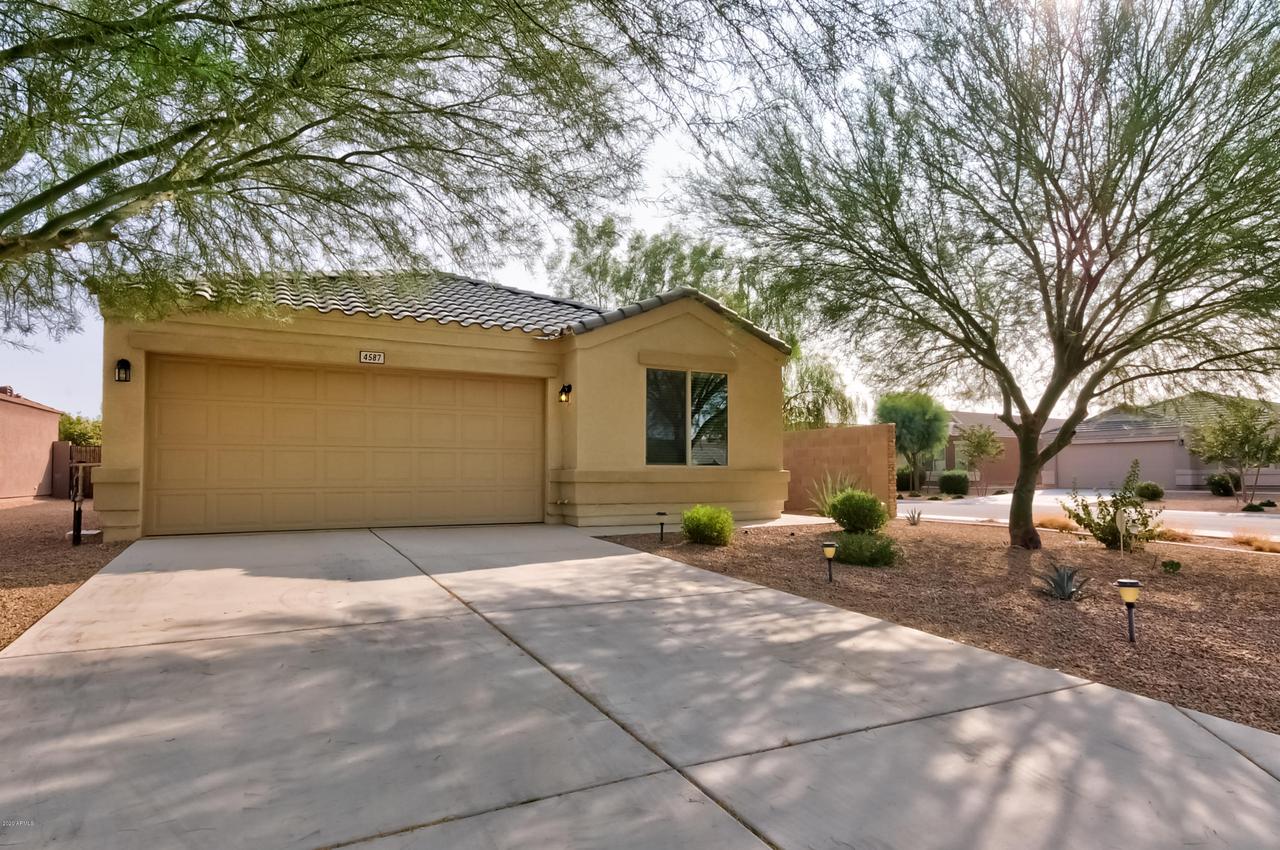 4587 E Tiger Eye Rd., San Tan Valley, AZ 85143
