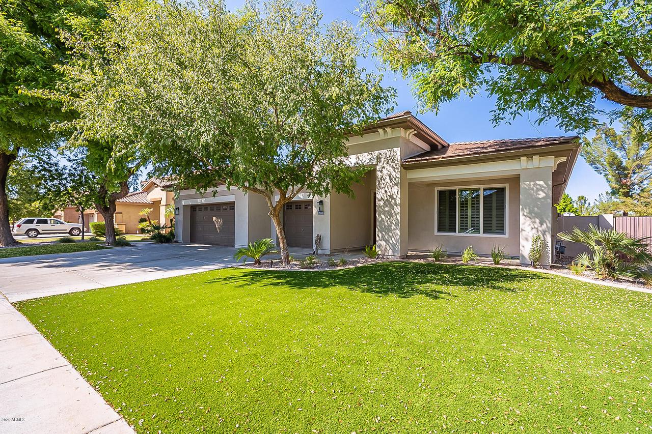 1032 W Silver Creek Rd., Gilbert, AZ 85233