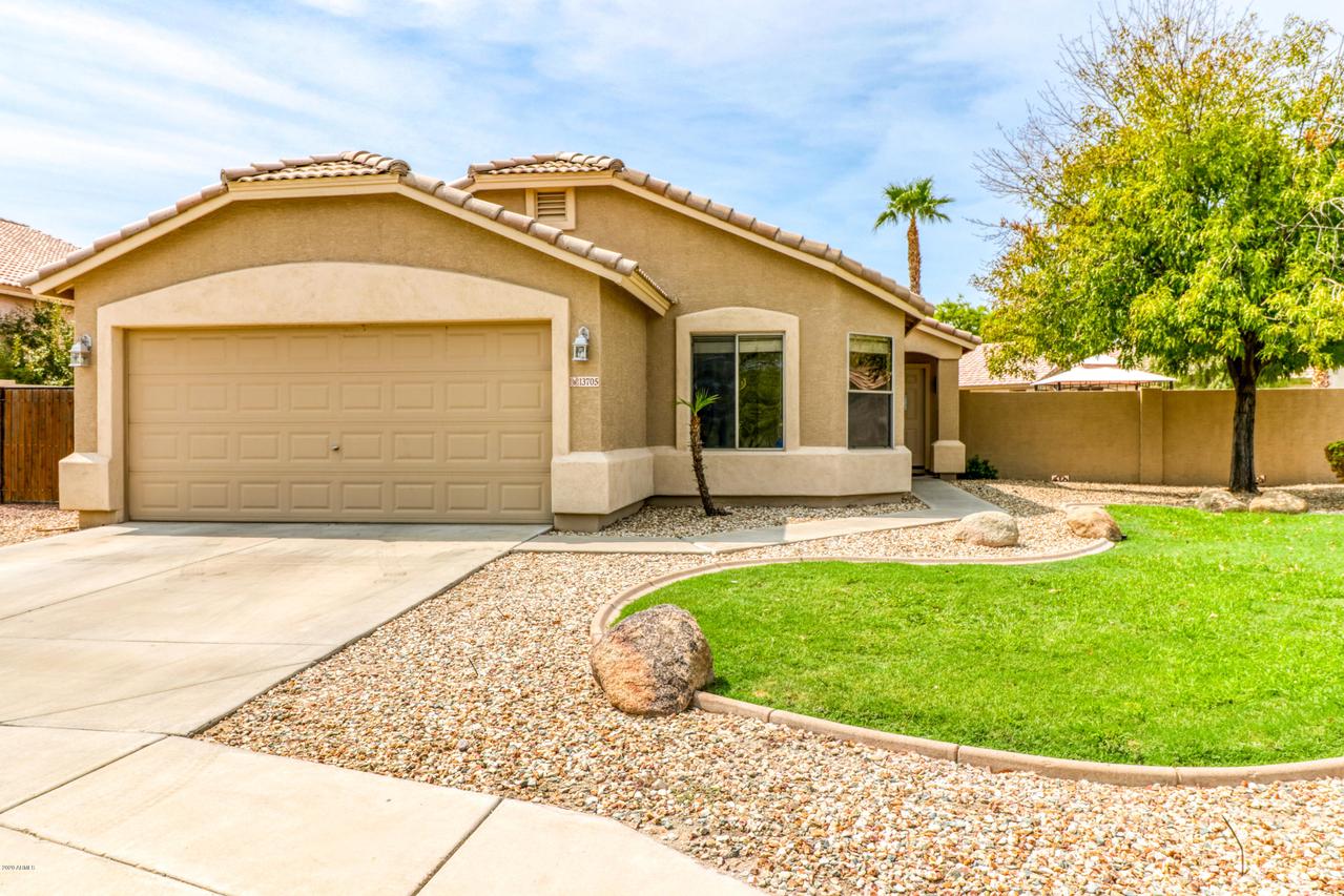 13705 W Solano Dr., Litchfield Park, AZ 85340