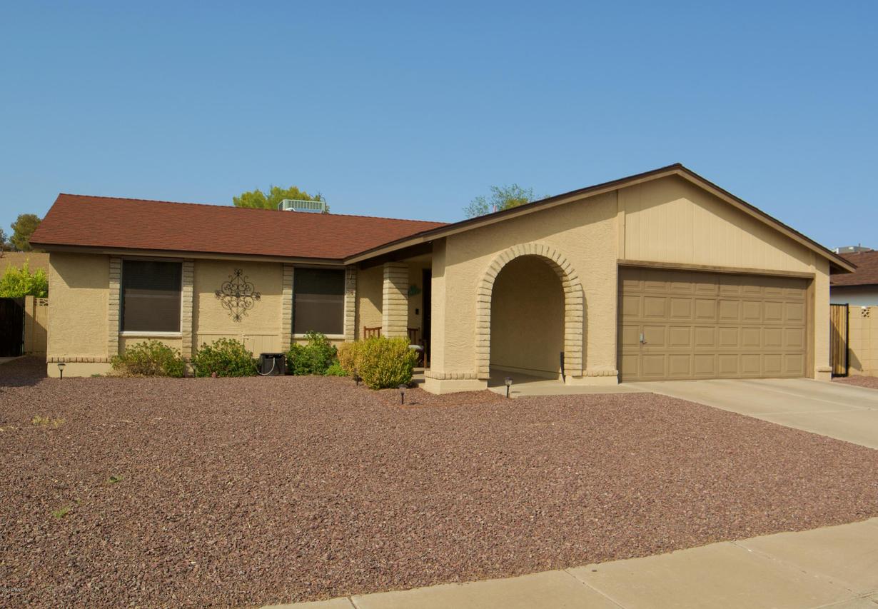 1710 W El Alba Way, Chandler, AZ 85224