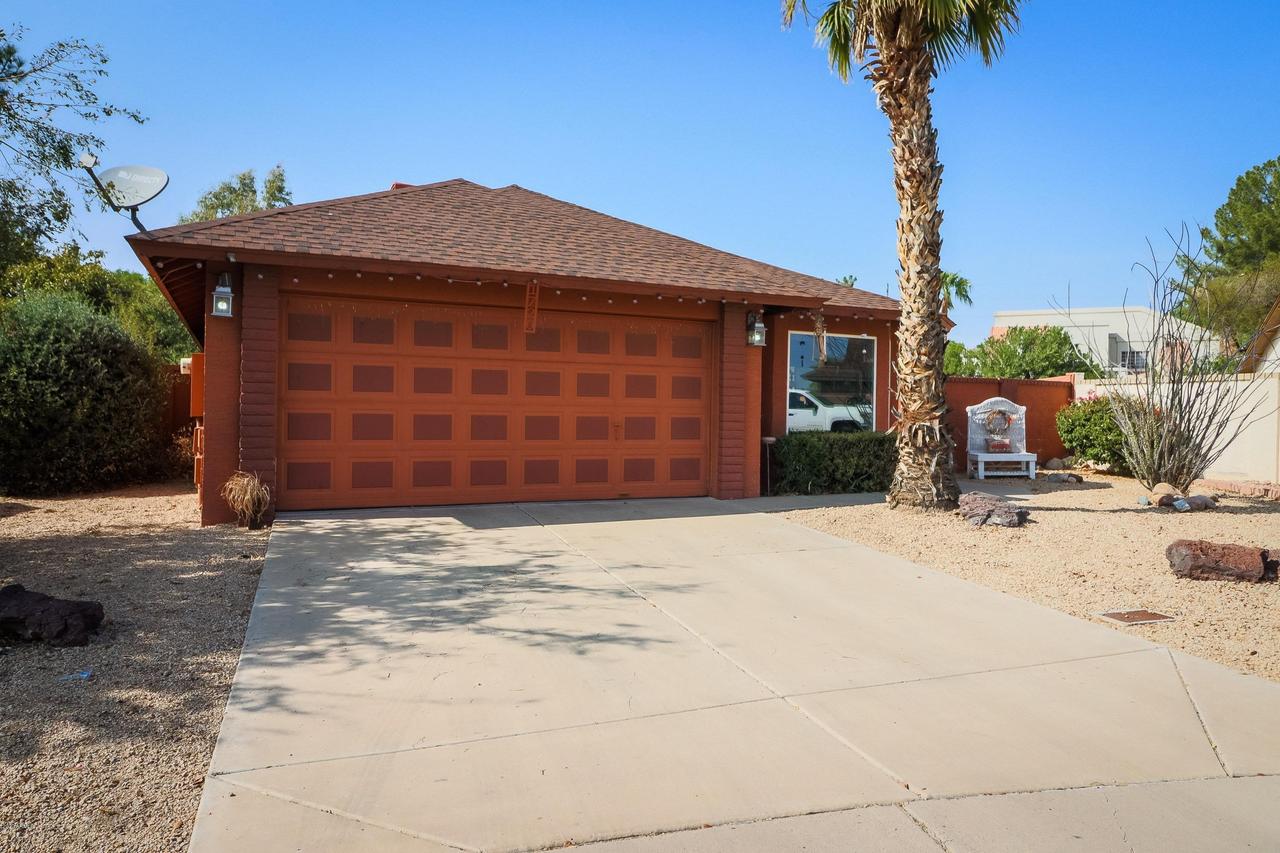 1720 E Bluefield Ave., Phoenix, AZ 85022