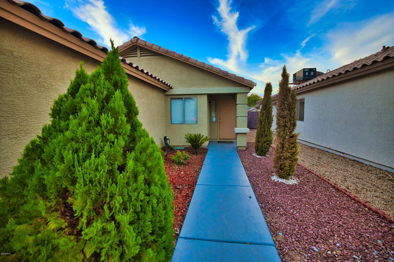 4722 N 84th Dr., Phoenix, AZ 85037