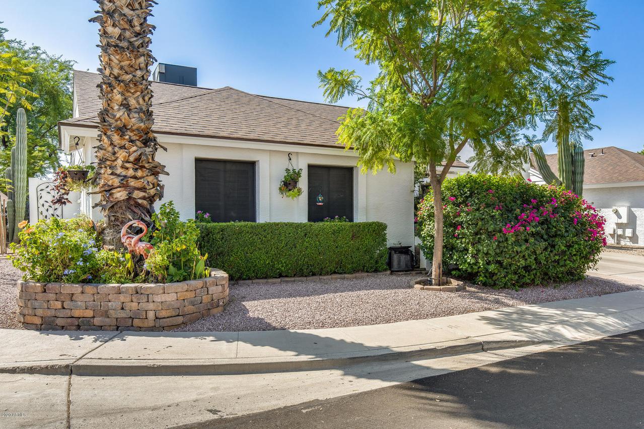 3307 E Longhorn Dr., Phoenix, AZ 85050