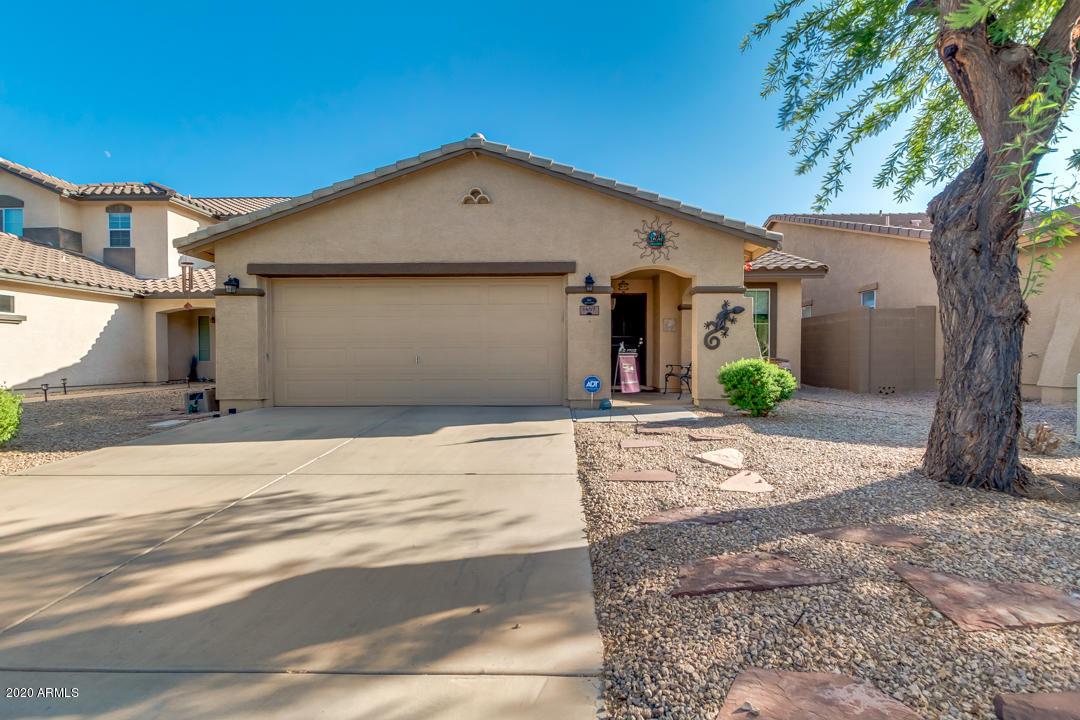 1457 E Desert Holly Dr., San Tan Valley, AZ 85143