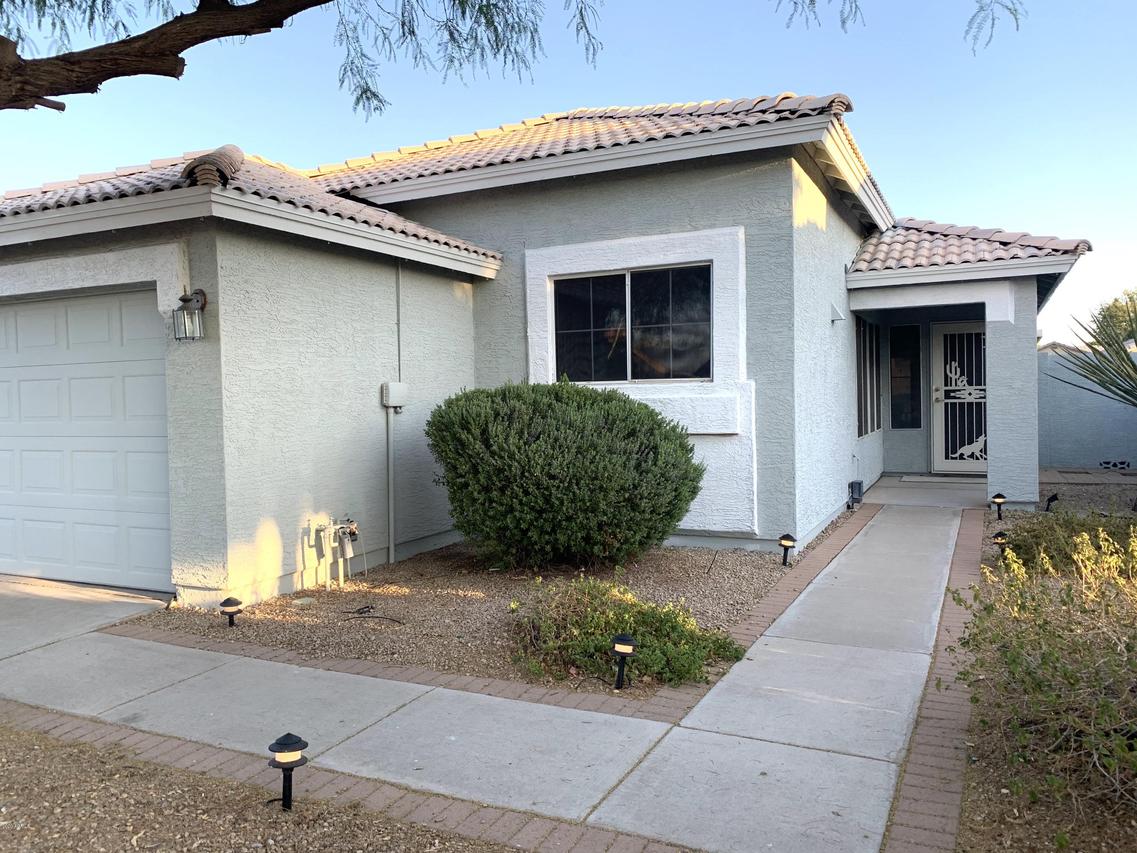 13574 W Saguaro Ln., Surprise, AZ 85374