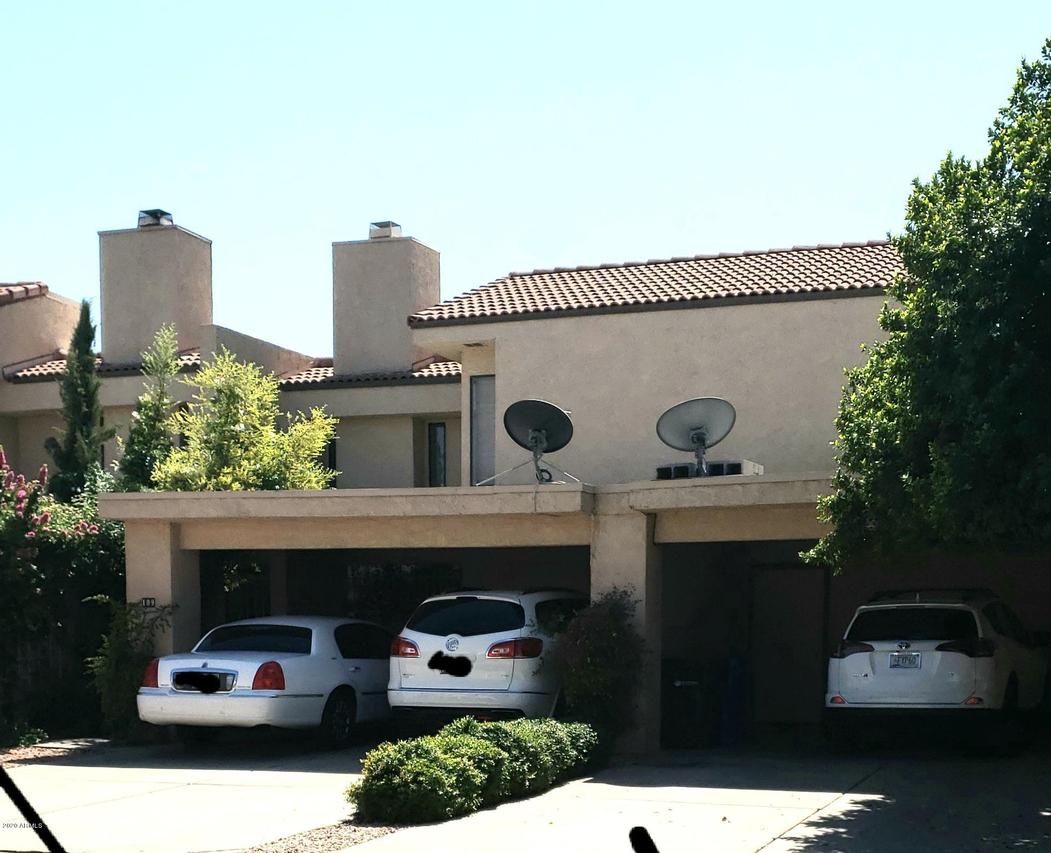 109 E Beck Ln., Phoenix, AZ 85022