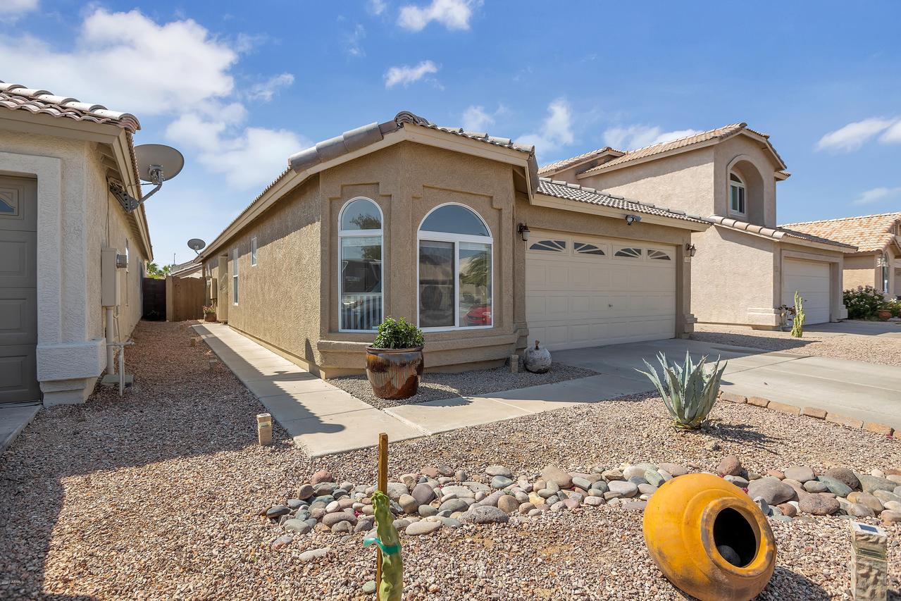4519 E Glenhaven Dr., Phoenix, AZ 85048
