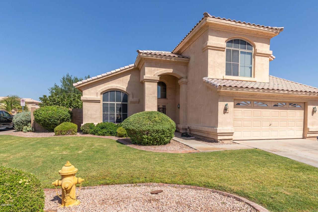 4604 E Summerhaven Dr., Phoenix, AZ 85044