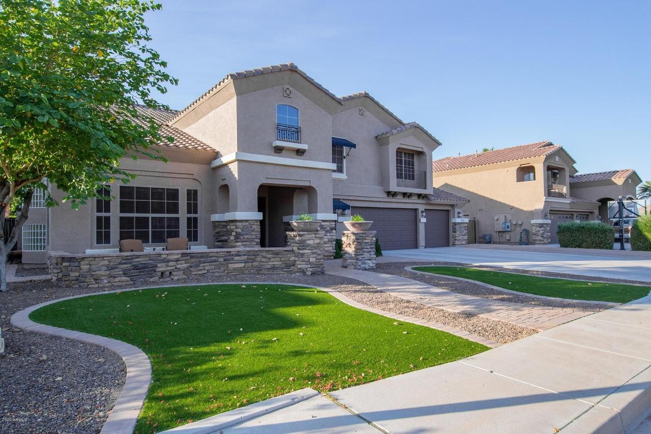 9820 W Eagle Talon Tr., Peoria, AZ 85383